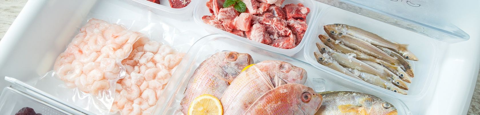 Come scongelare gli alimenti: carne, pesce e pane in modo corretto