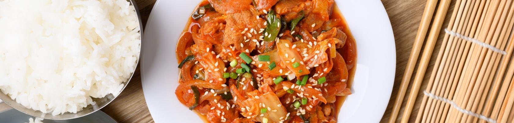 Cos'è il kimchi, benefici e come usarlo in cucina