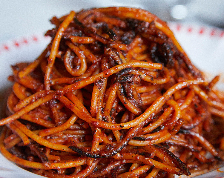 Spaghetti grossi n.5 all’assassina Rummo