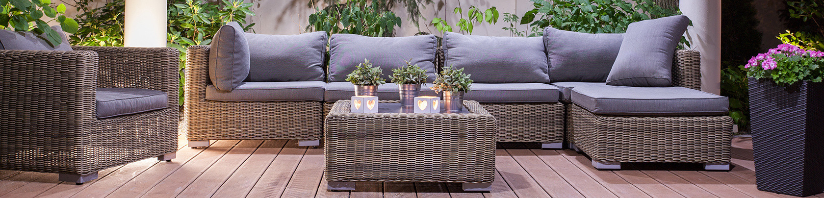 Come scegliere i mobili da giardino per arredare il tuo spazio outdoor con stile e funzionalità