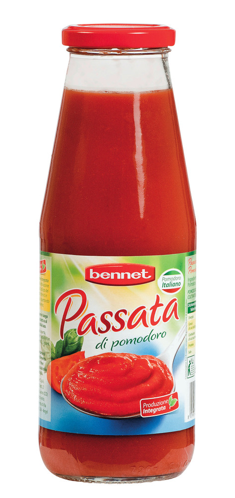 Pasta per pizza, passata di pomodoro e mozzarella - Foto 3