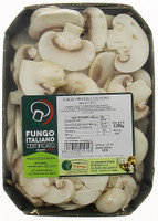 Fungo Champignon Affettato In Vassoio Fungo Champignon Affettato In Vassoio