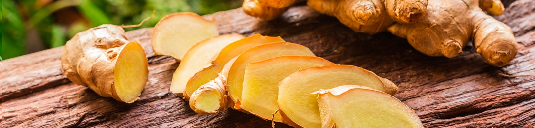 Le proprietà dello zenzero: i benefici e le ricette per tisane e biscotti