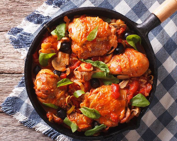 Ricetta pollo alla cacciatora: ingredienti e procedimento