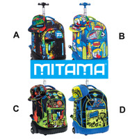 Zaino Trolley Run Boy Mitama Grafiche Assortite Cappellino In Omaggio Zaino Trolley Run Boy Mitama Grafiche Assortite Cappellino In Omaggio