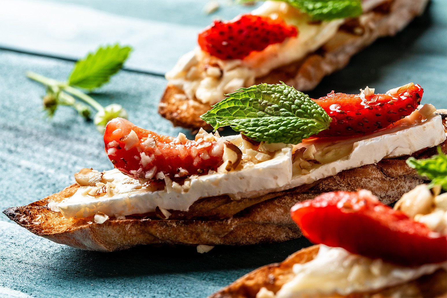 Crostini brie e fragole